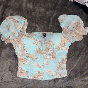 Lightly worn XS Windsor crop top